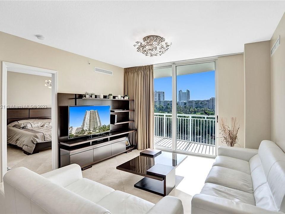 1755 E Hallandale Beach Blvd Apartment Rentals Hallandale Beach, FL