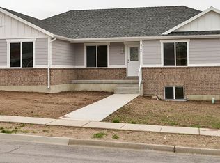 572 E 200 N, Kaysville, UT 84037