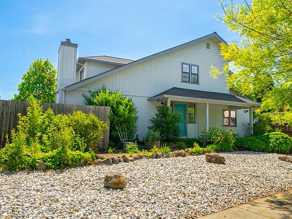 2nd image of 2306 Maher Drive