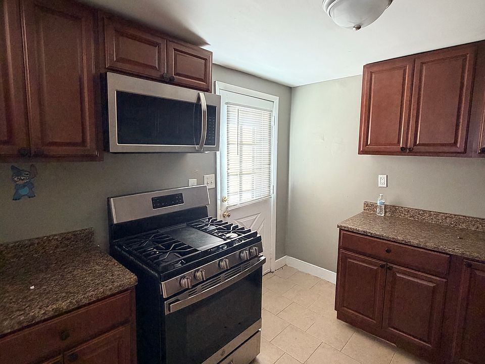 1st image of 92 1st Ave #L