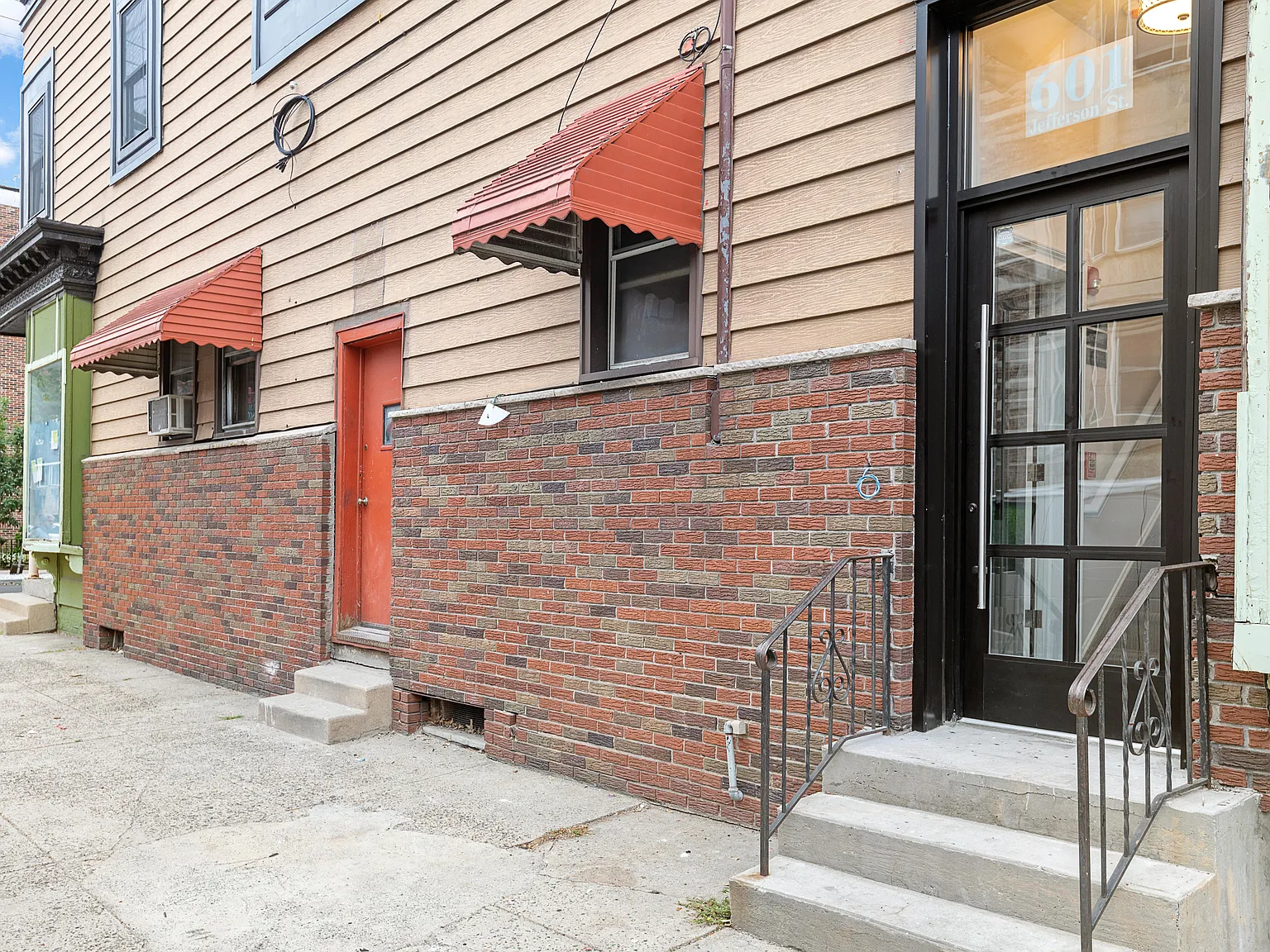2 bed, $3,795 — Photo 1