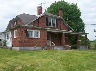 94 Barefoot Rdg, Fancy Gap, VA 24328