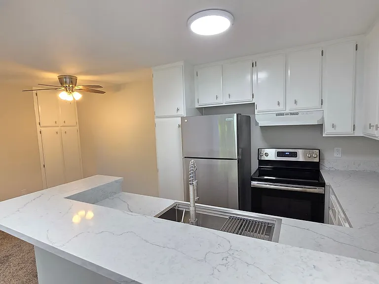 3579 Ruffin Rd #206 — Photo 6