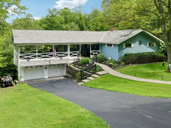 233 Stoup Rd, Mars, PA 16046