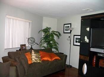 3rd image of 311 Palisade Ave #201