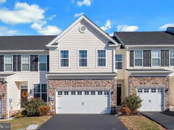 105 Caldwell Ct, Colmar, PA 18915