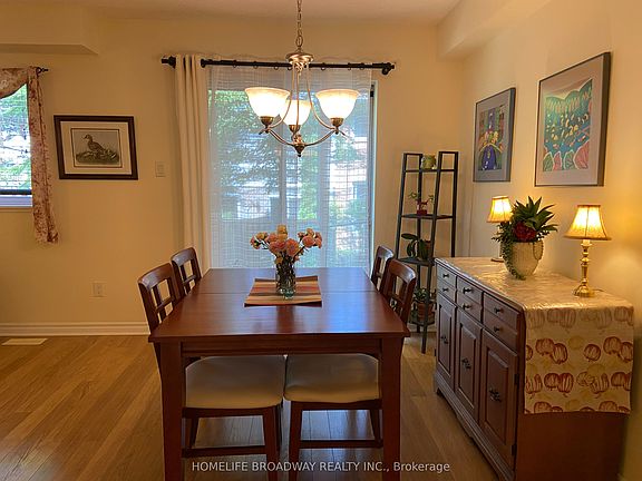 5th image of 517 Jack Giles Cir #26