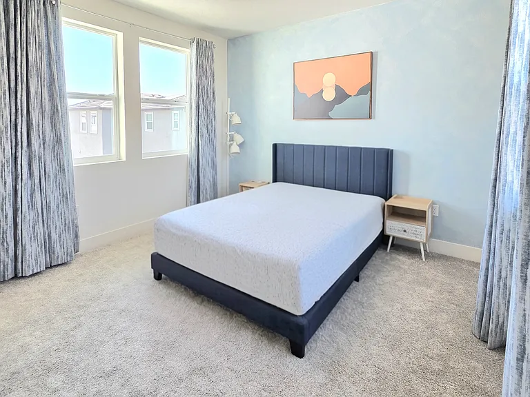 2055 Daimler St — Photo 11