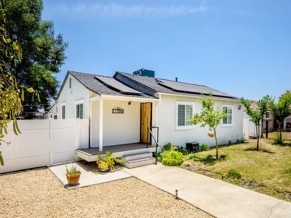 13700 Branford St, Pacoima, CA 91331