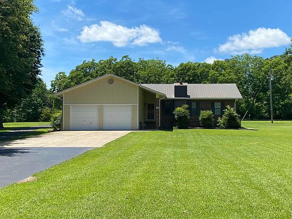 2nd image of 616 Brown Chapel Rd