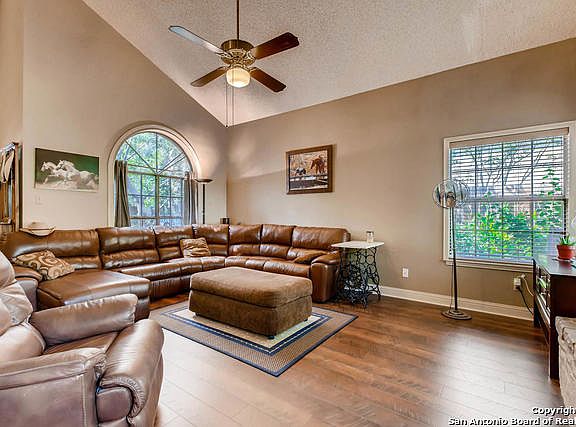 3rd image of 5610 Sunup Dr