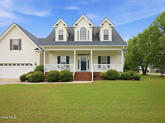 4th image of 106 Magnolia Drive
