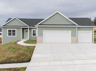 102 Chestnut Ct, Theresa, WI 53091