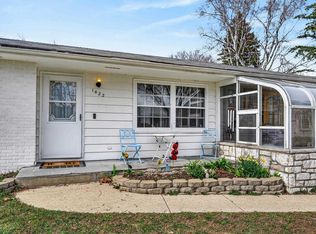 1422 Diamond Ct, Sun Prairie, WI 53590