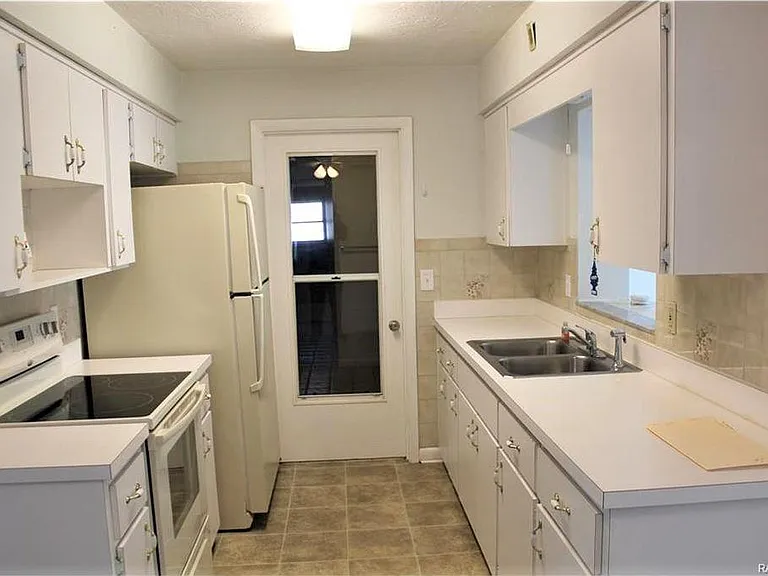 Kitchen-1