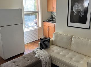 313 S 18th St APT 1R, Philadelphia, PA 19103