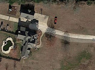 95 Oak Creek Ct, Gunter, TX 75058