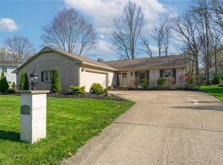 443 Hickory Hollow Dr, Canfield, OH 44406