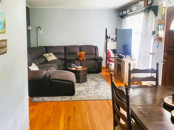 3rd image of 13 Murphy Road