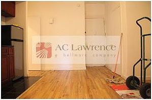 5th image of 330 E 52nd St