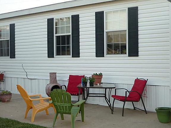 3rd image of 11033 Peninsula Ln