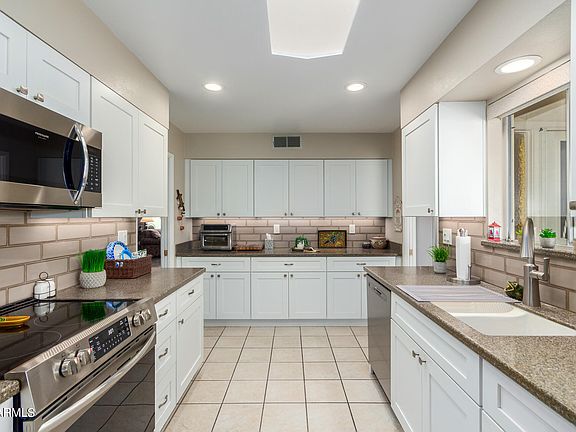 2nd image of 10827 W PEORIA Avenue