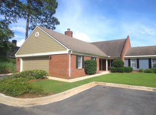 2406 Tuxedo Ln, Albany, GA 31707