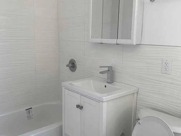 1191 Summit Ave #1193 — Photo 7