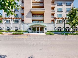 810 7th St APT 6, Santa Rosa, CA 95404