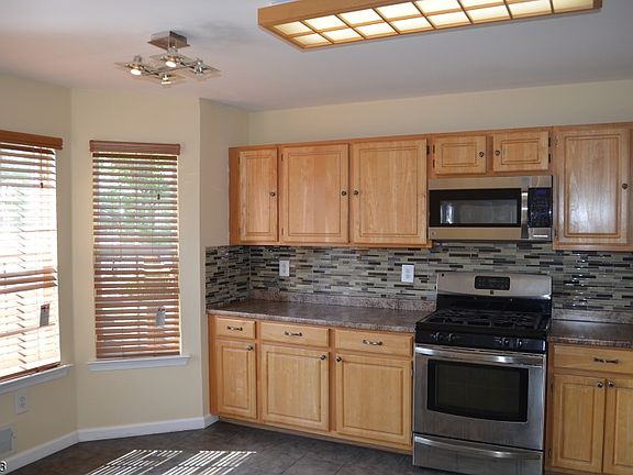 2nd image of 12 Ashley Ct #1012