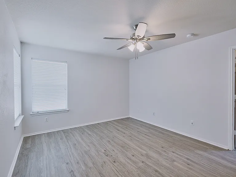 9316 Rowlands Sayle Rd — Photo 43