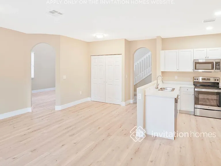 18874 SW 319th St — Photo 7