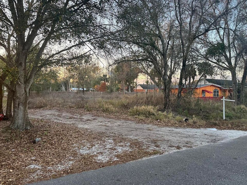 1st image of 3079 NW 35th Avenue