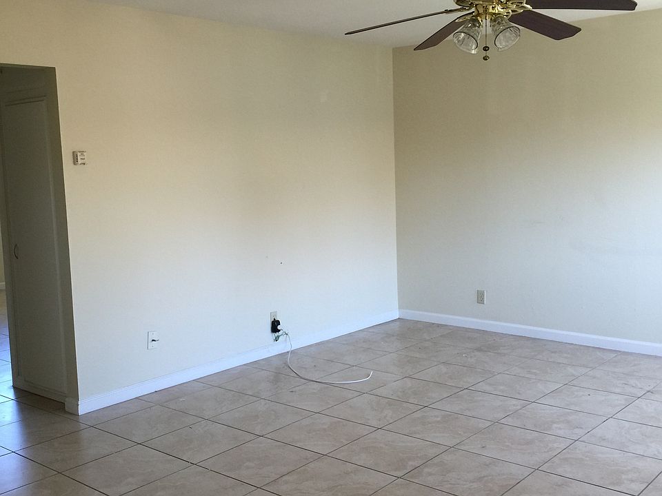 2nd image of 7642 Volga Dr APT 4