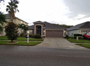 19026 Fishermans Bend Dr, Lutz, FL 33558