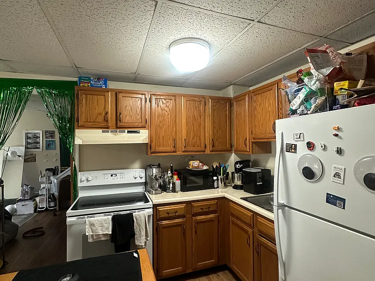 324 Main St #13 — Photo 13