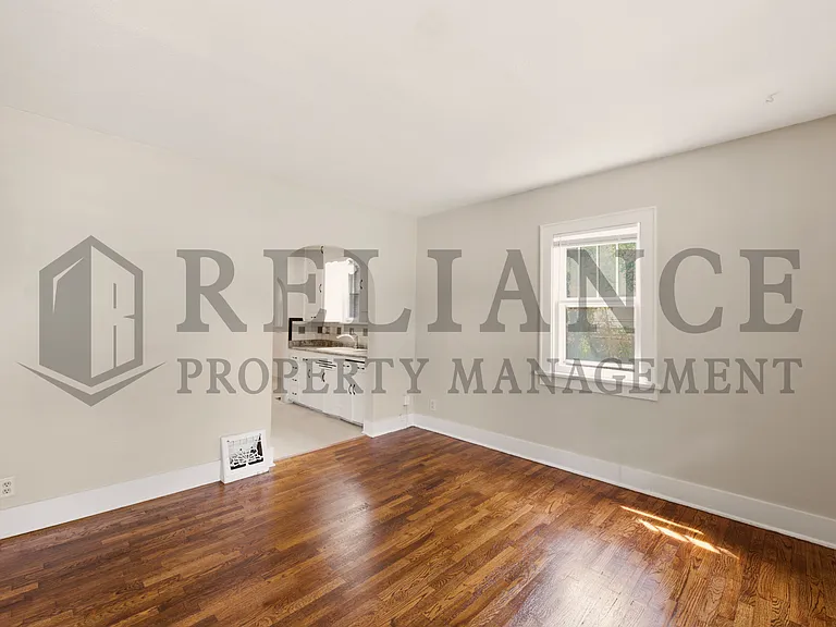 2301 W 3rd St N — Photo 12