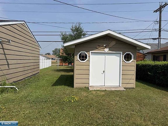 5th image of 217 Brandon Rd