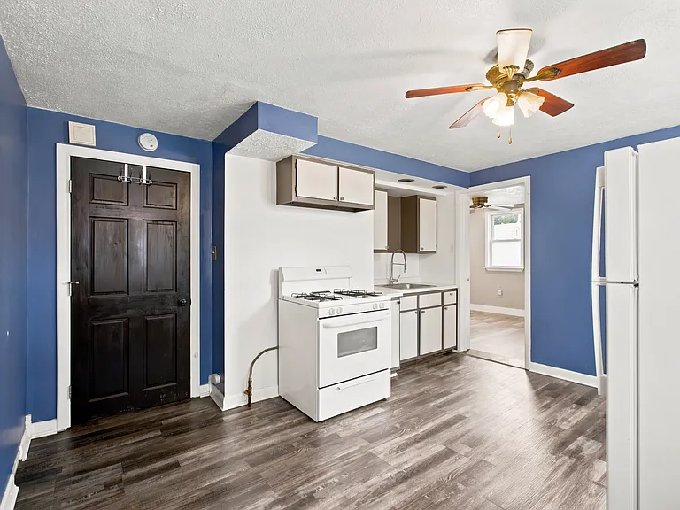 425 Iberia St #1 — Photo 7