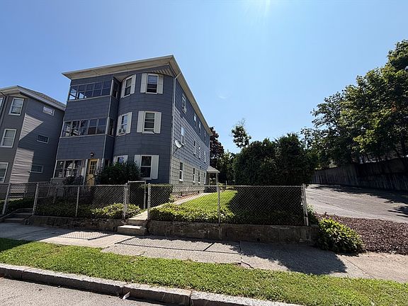 2nd image of 76 Paine St