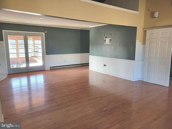 2nd image of 34282 Central Ave