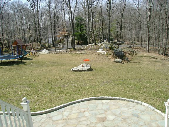 Beautiful Parklike Property