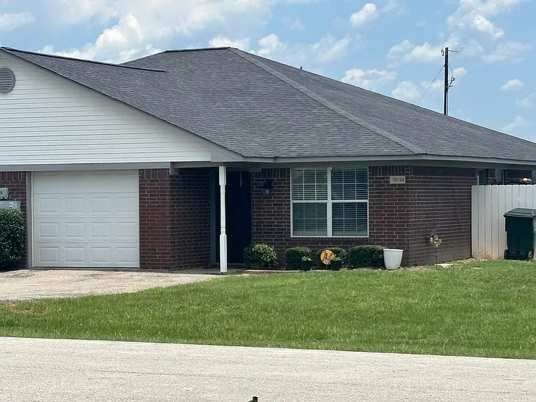 16130 Rolling Meadows Dr — Photo 16