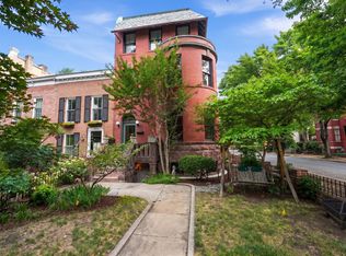 922 E Capitol St NE, Washington, DC 20003