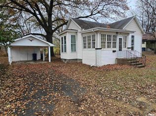 207 N 8th St, Mount Vernon, IL 62864