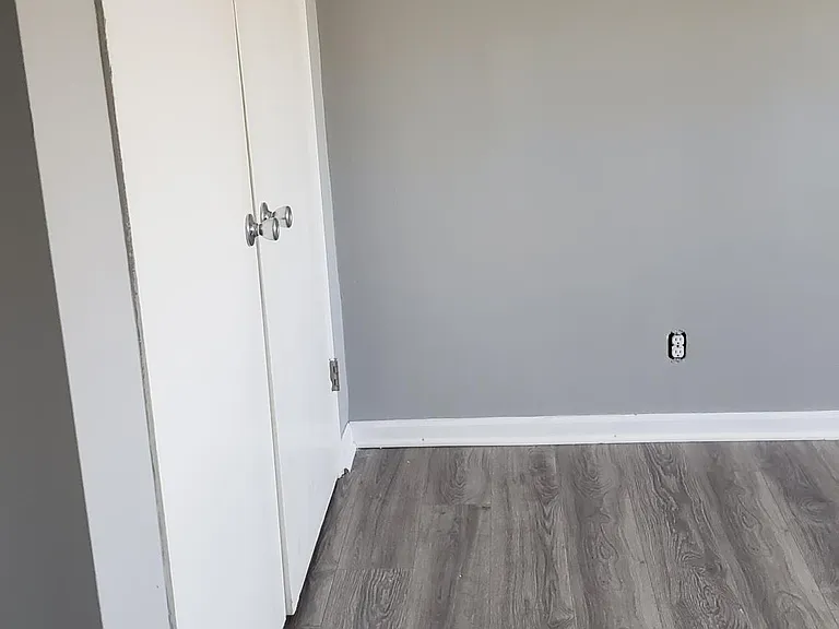 7518 Norton Ave #5 — Photo 13