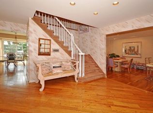 3 Mallard Ct, Manalapan, NJ 07726