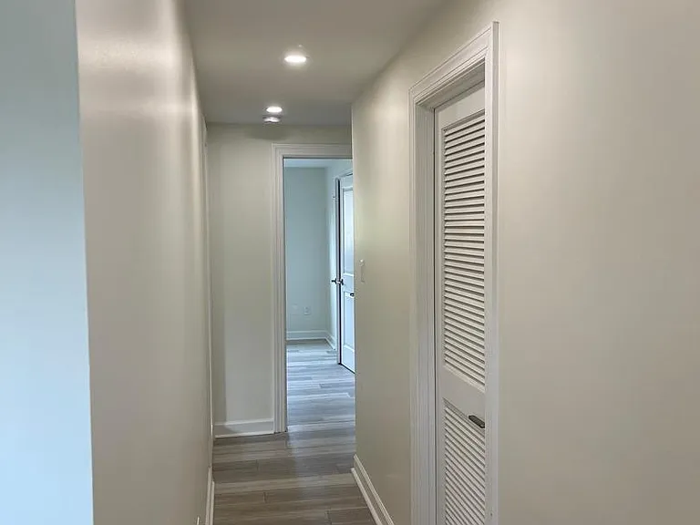 9913 Pomona Dr — Photo 2
