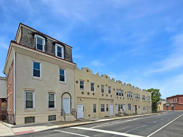 2111 Orthodox St, Philadelphia, PA 19124