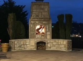 5405 Brighton Rd, Rogers, AR 72758